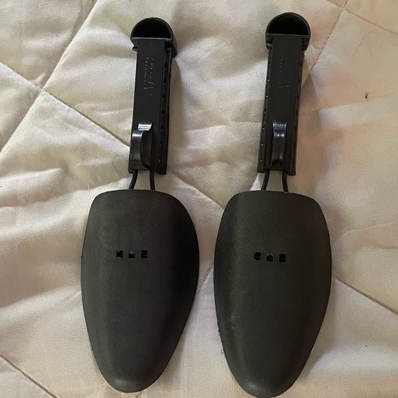 Adjustable Plastic Shoe Tree Practical Shoe Stretcher Holder - Picture 1 of 3